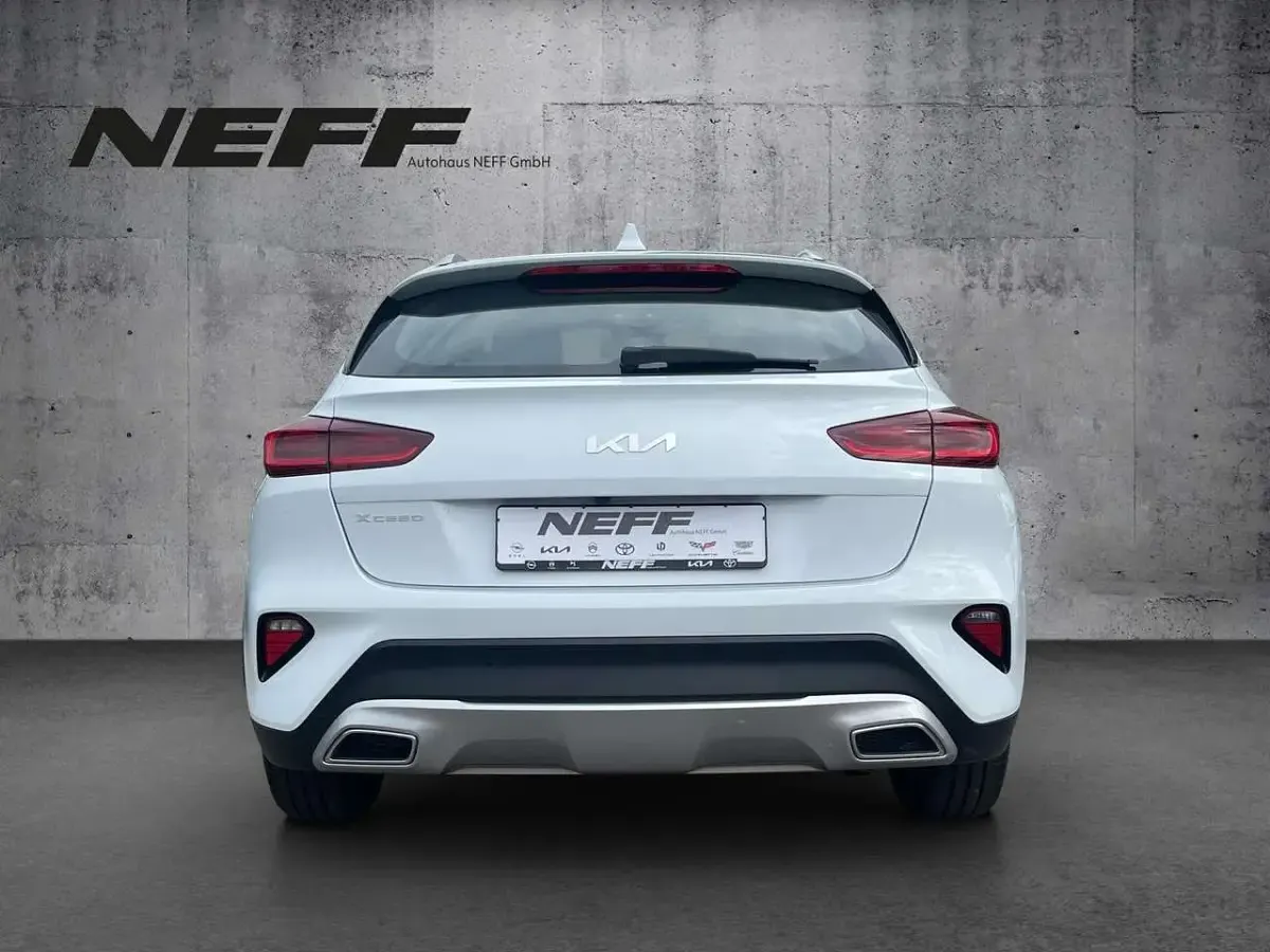 Gebraucht Kia XCeed Edition 7 120 PS (88 kW) 2022 Cararraweiss SUV
