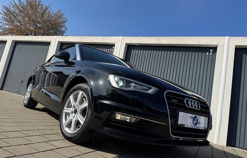 Gebraucht Audi A3 Cabriolet Ambiente 184 PS (135 kW) 2015 Schwarz Cabrio