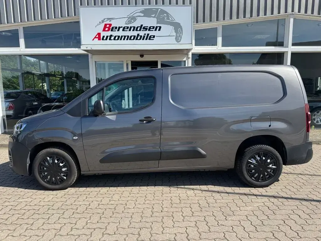 Gebraucht Citroën Berlingo 102 PS (75 kW) 2021 Grau Van / Kleinbus