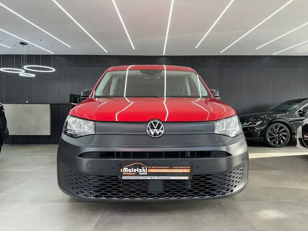 Gebraucht VW Caddy 122 PS (89 kW) 2021 Rot Van / Kleinbus