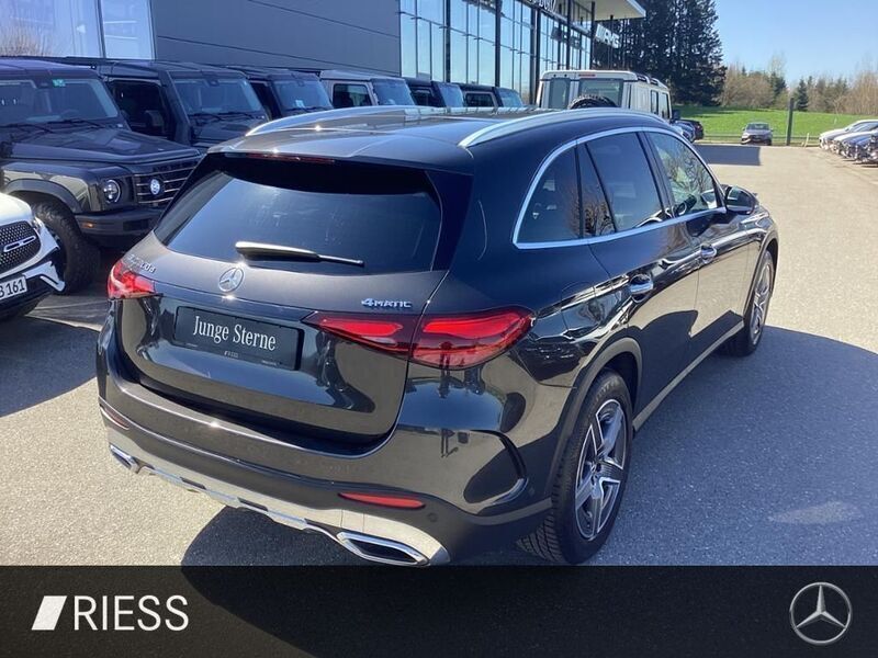 Gebraucht Mercedes GLC300 AMG 269 PS (197 kW) 2023 Grau SUV