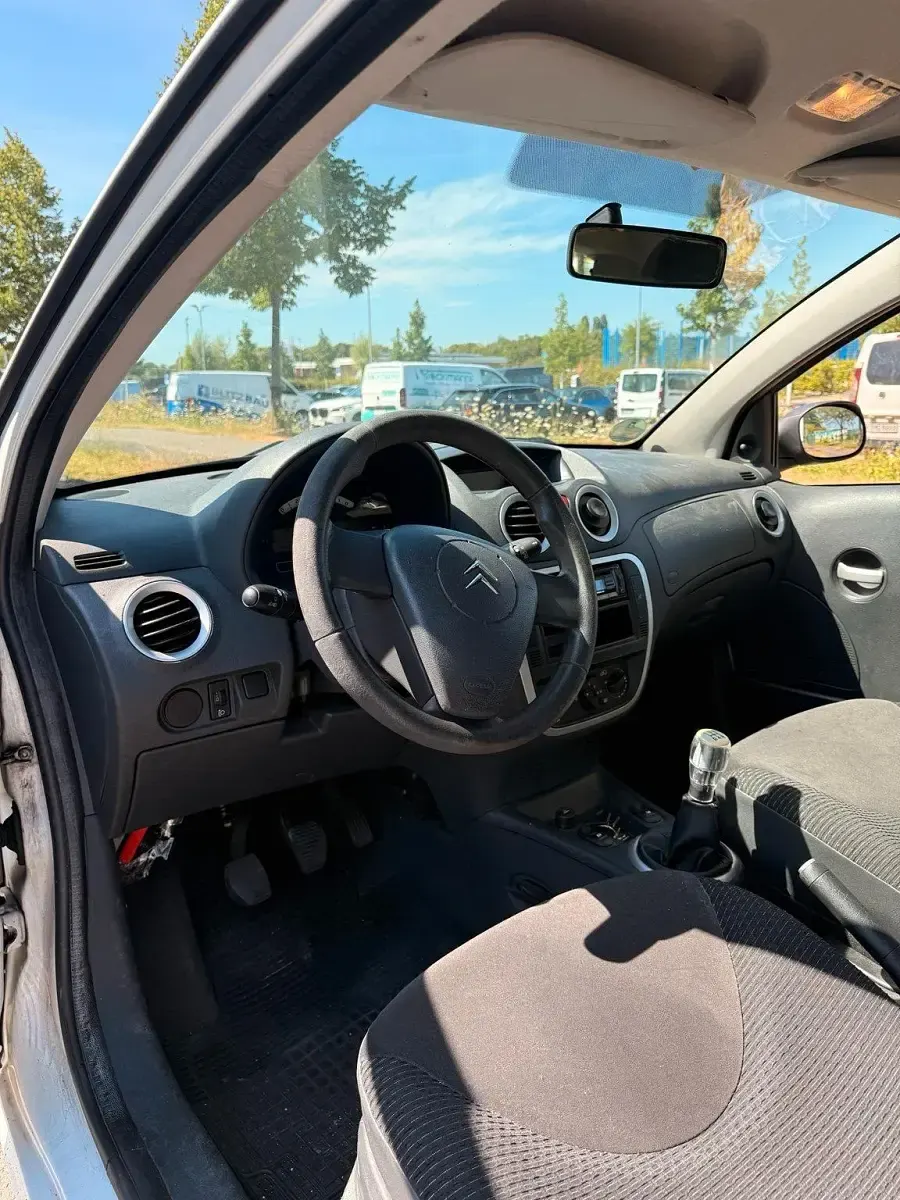 Gebraucht Citroën C2 60 PS (44 kW) 2009 Weiß Kleinwagen