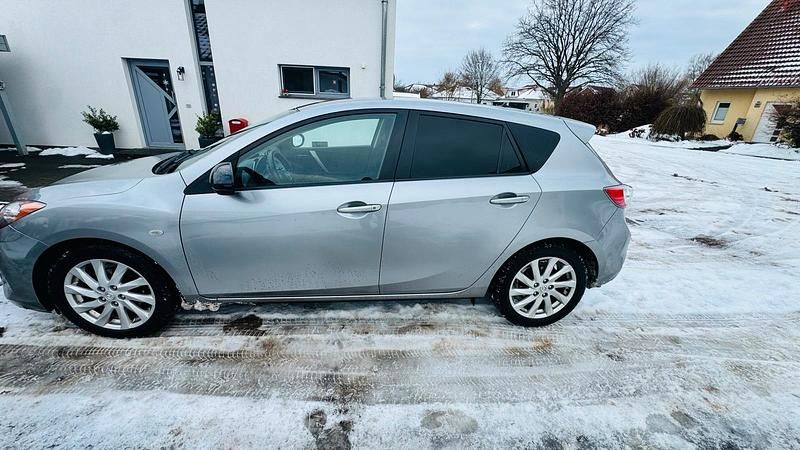 Second-hand Mazda 3 105 CP (77 kW) 2013 Gri Berlinǎ