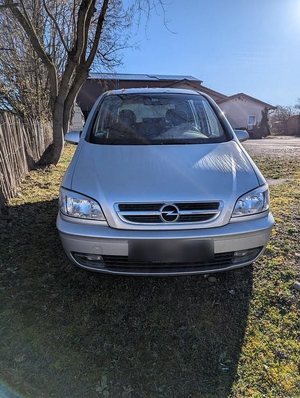Gebraucht Opel Zafira 125 PS (91 kW) 2005 Silber Van / Kleinbus