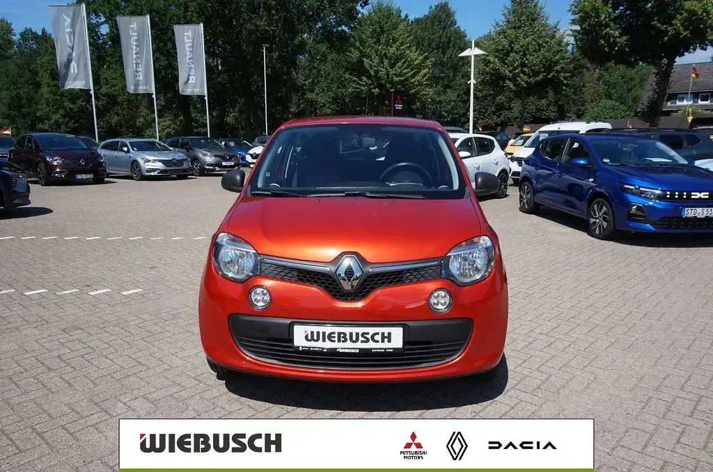 Gebraucht Renault Twingo Life 69 PS (50 kW) 2018 Rot Kleinwagen