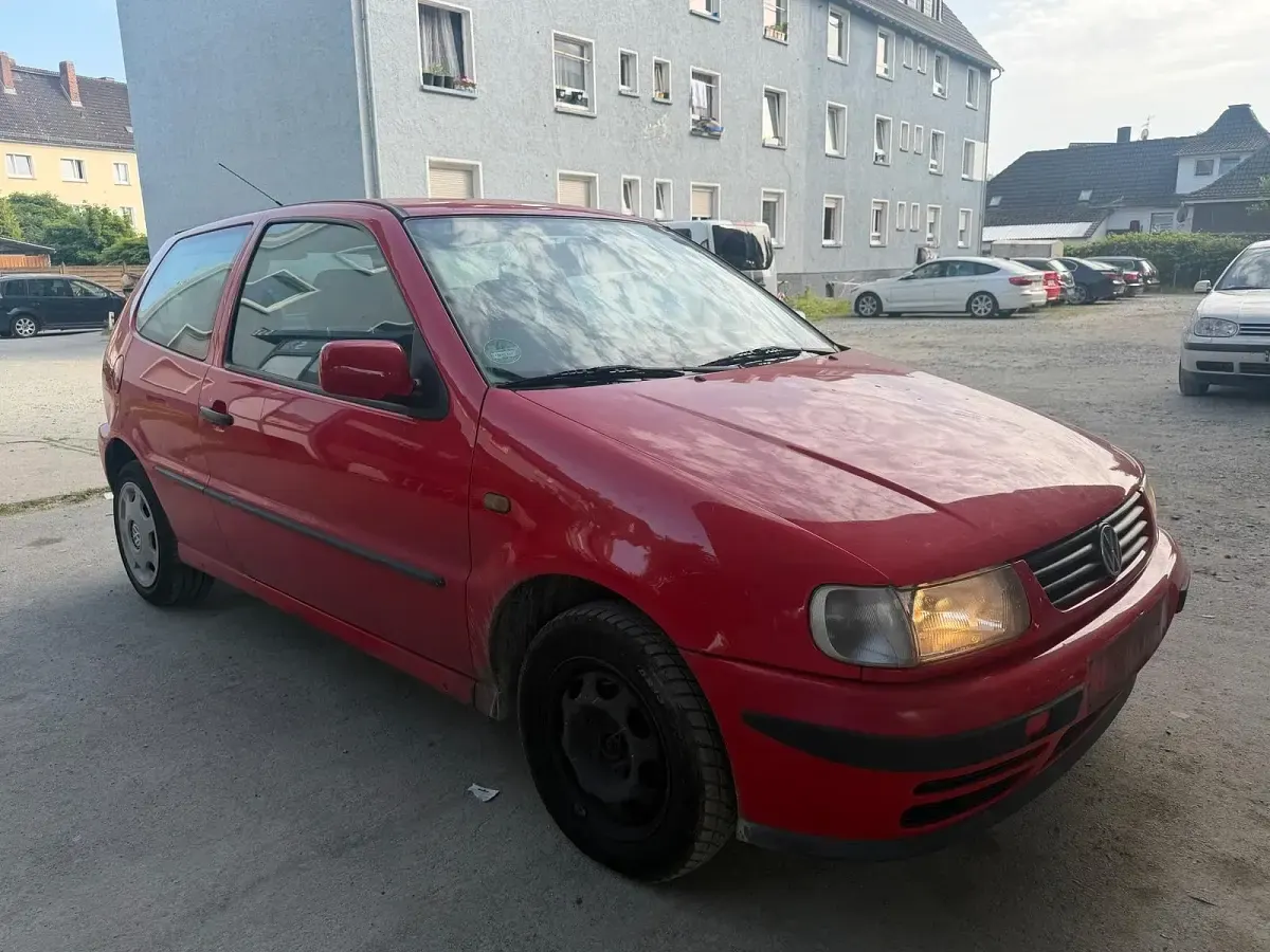 Gebraucht VW Polo 75 PS (55 kW) 1997 Rot Kleinwagen
