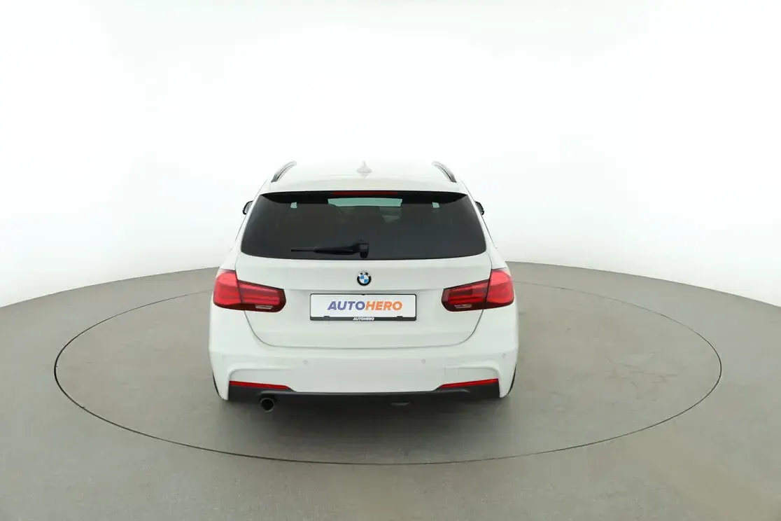 Gebraucht BMW 318 M Sport 150 PS (110 kW) 2019 Weiß Kombi