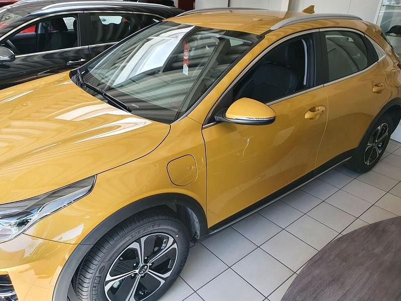 Gebraucht Kia XCeed Vision 141 PS (103 kW) 2020 Gold SUV