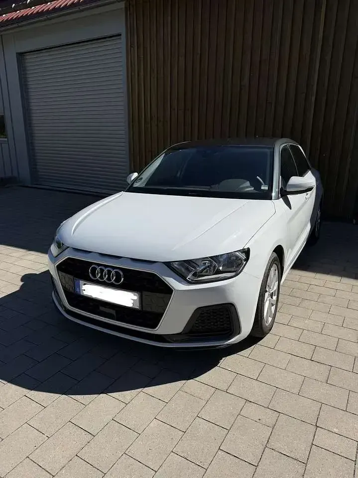 Gebraucht Audi A1 Advanced 95 PS (69 kW) 2021 Weiß SUV