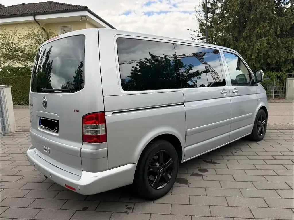 Usata VW T5 174 CV (127 kW) 2008 Nero Furgone