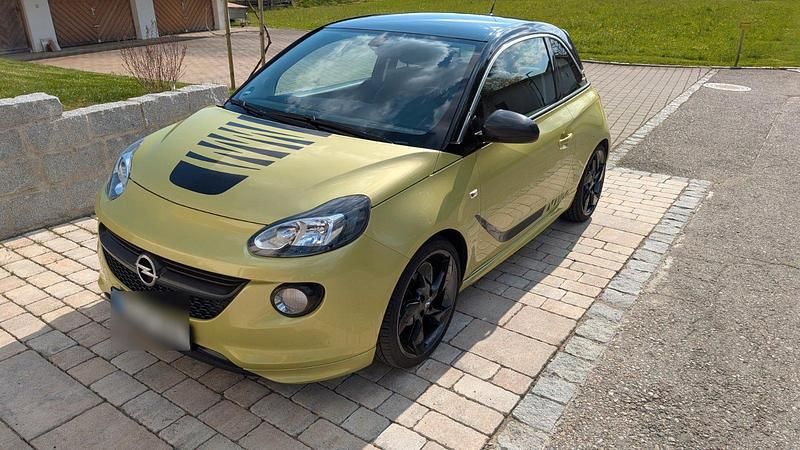 Second-hand Opel Adam Slam 101 CP (74 kW) 2013 Verde Hatchback