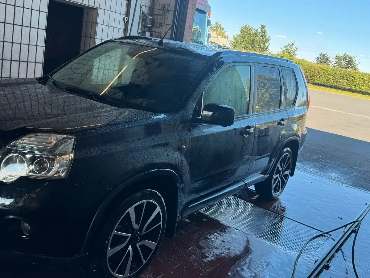 Gebraucht Nissan X-Trail 150 PS (110 kW) 2014 Schwarz SUV