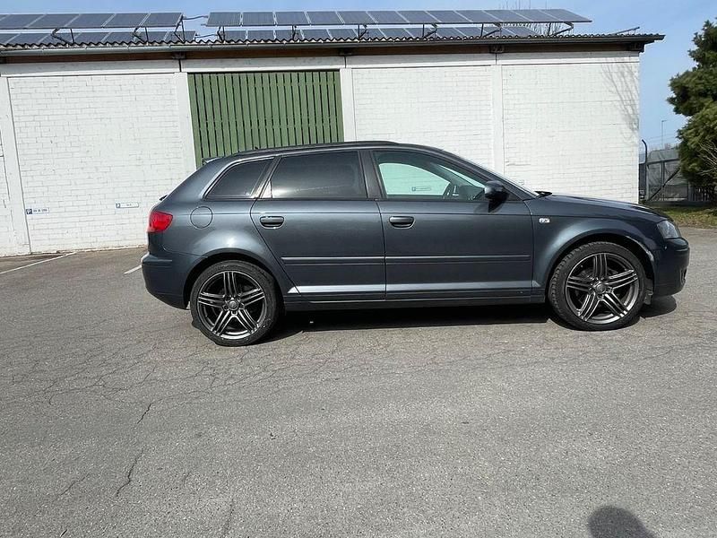 Gebraucht Audi A3 S-Line 140 PS (102 kW) 2008 Grau Kleinwagen