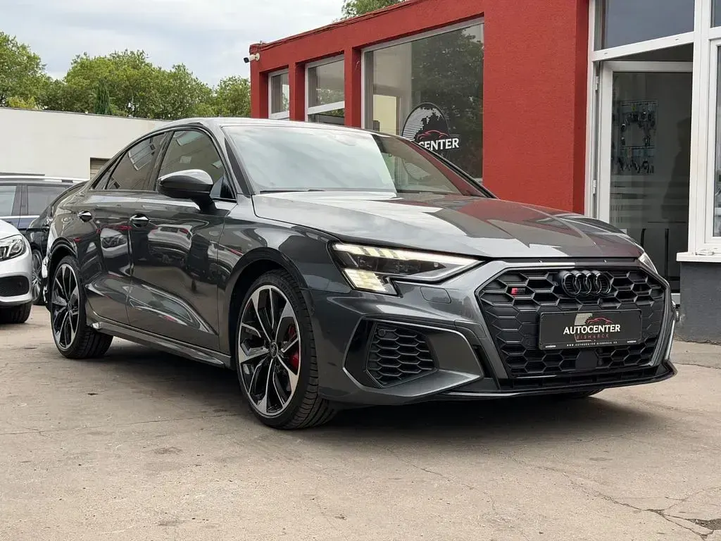 Gebraucht Audi S3 Sport 310 PS (228 kW) 2022 Grau Limousine