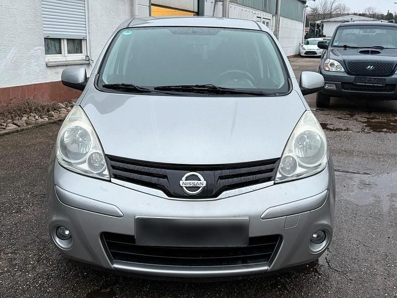 Gebraucht Nissan Note 88 PS (64 kW) 2010 Silber Kleinwagen