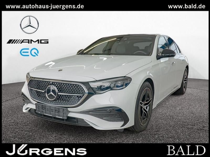 Weiss unilack polarweiss Gebraucht 2025 Mercedes E200 AMG Limousine | 55.690 € (Superpreis) - Bild 1/4