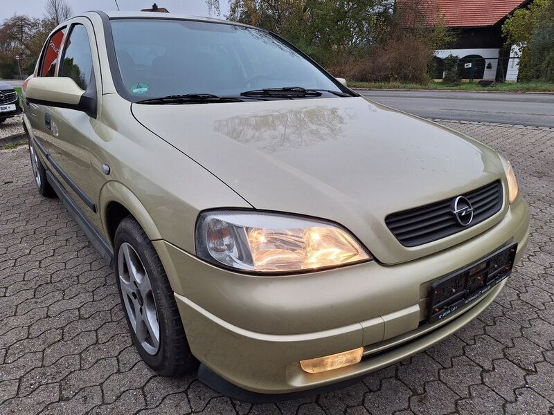 Gold Gebraucht 2004 Opel Astra Limousine | 1.450 € (Superpreis) - Bild 1/4