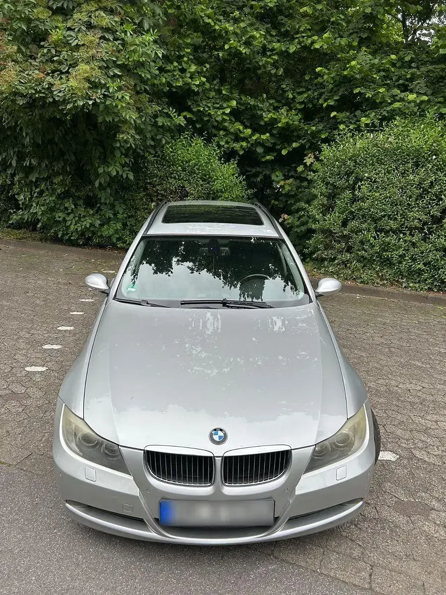 Gebraucht BMW 320 150 PS (110 kW) 2005 Silber Kombi