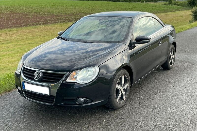 Schwarz Gebraucht 2009 VW Eos Cabrio | 2.900 € (Fairer Preis) - Bild 1/4
