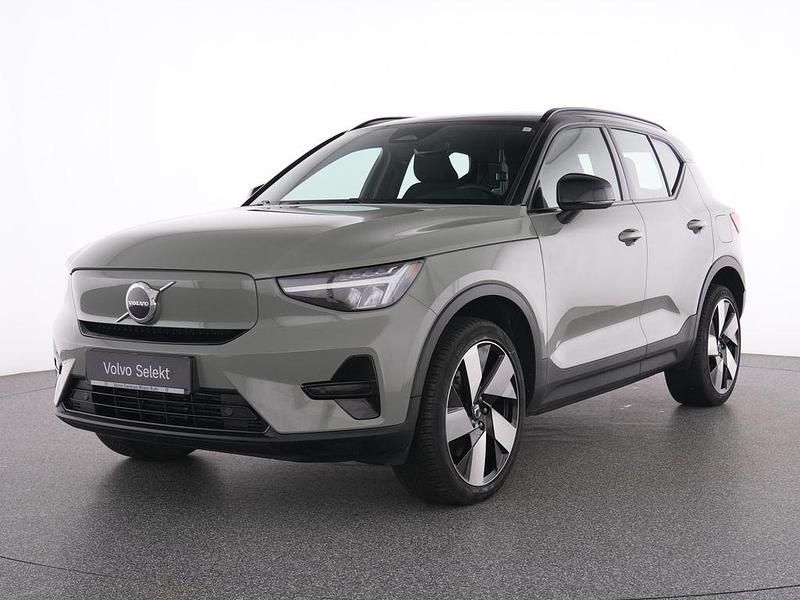 Gebraucht Volvo XC40 Core 169 kW (231 PS) 2023 Grün sage green / metallic SUV