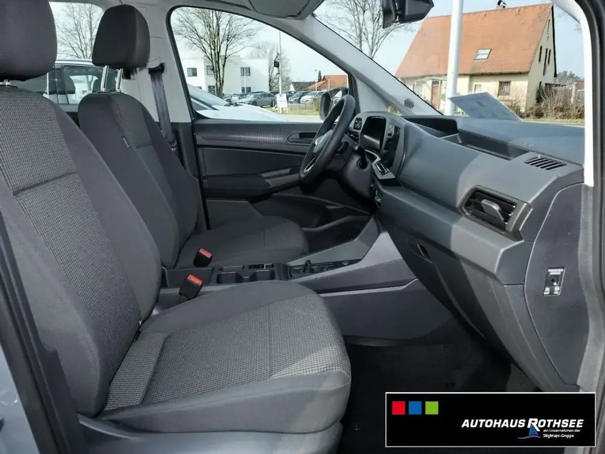 Neu VW Caddy Family 116 PS (85 kW) 2026 Pure grey Van / Kleinbus