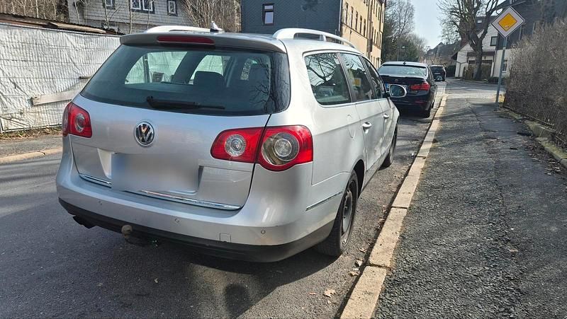 Gebraucht VW Passat Highline 170 PS (125 kW) 2006 Silber Kombi