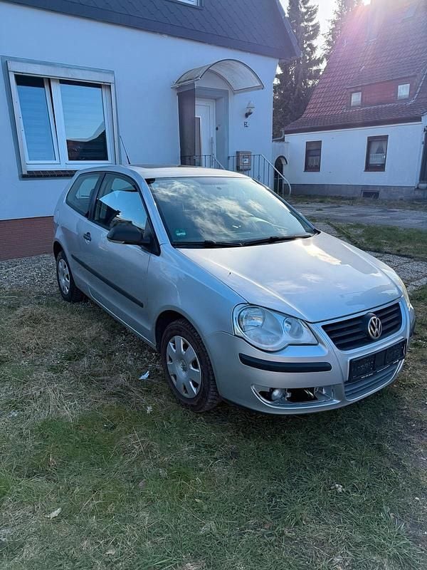 Gebraucht VW Polo 60 PS (44 kW) 2006 Silber Kleinwagen