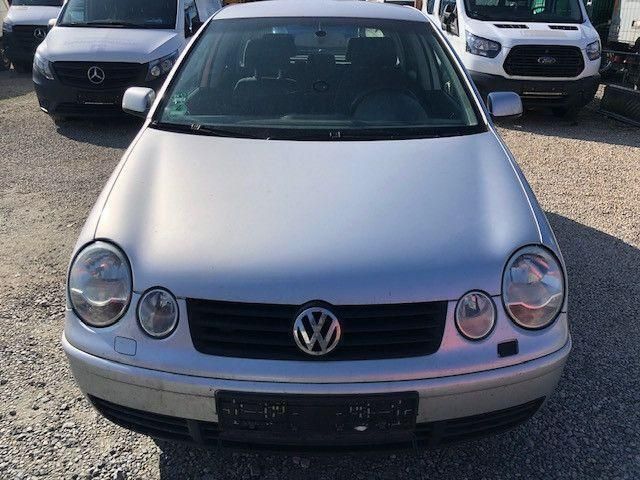 Gebraucht VW Polo Cricket 75 PS (55 kW) 2004 Silber Kleinwagen