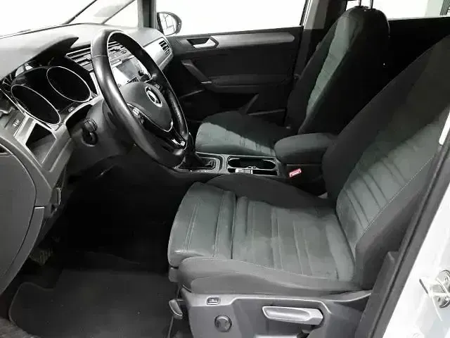 Gebraucht VW Touran 150 PS (110 kW) 2021 Andere Van / Kleinbus