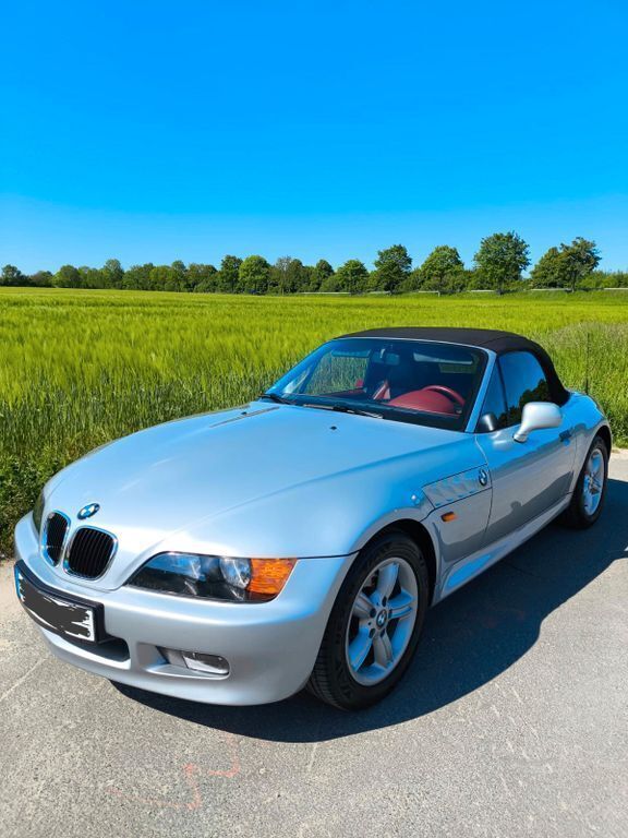 Silber Gebraucht 1998 BMW Z3 Sport Line Cabrio | 19.999 € - Bild 1/4