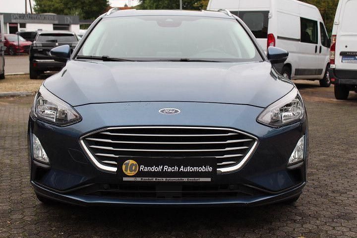 Gebraucht Ford Focus Cool & Connect 125 PS (91 kW) 2021 Blau Limousine
