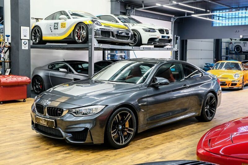 Grau Gebraucht 2014 BMW M4 Coupé | 53.100 € - Bild 1/4