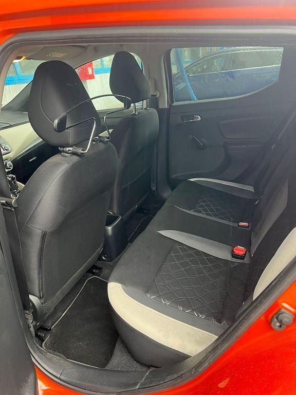 Gebraucht Nissan Micra N-Connecta 90 PS (66 kW) 2017 Orange Kleinwagen