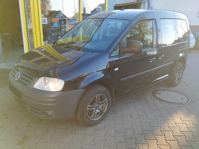 Usata VW Caddy Team 105 CV (77 kW) 2010 Nero Monovolume