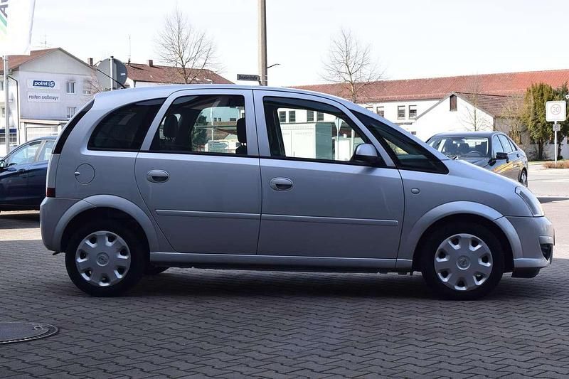 Gebraucht Opel Meriva Edition 105 PS (77 kW) 2007 Silber Van / Kleinbus