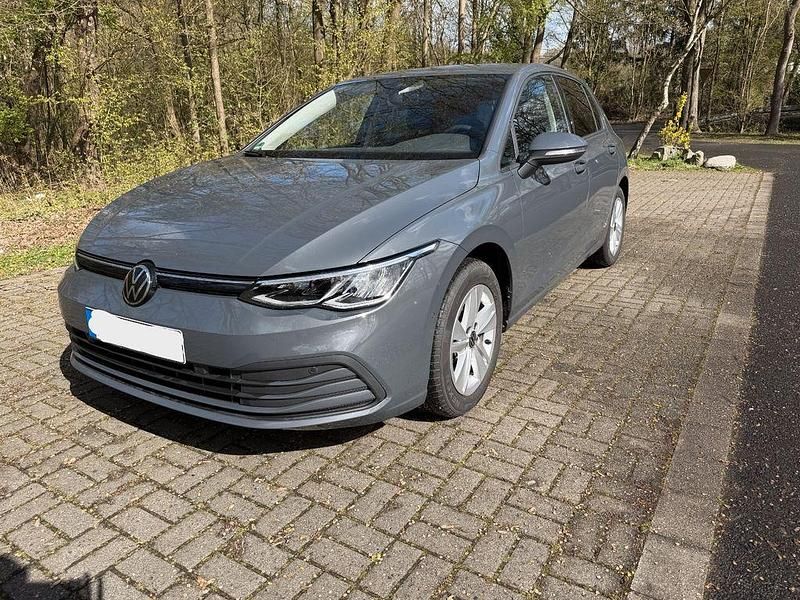 Gebraucht VW Golf VII Style 150 PS (110 kW) 2021 Grau Kleinwagen