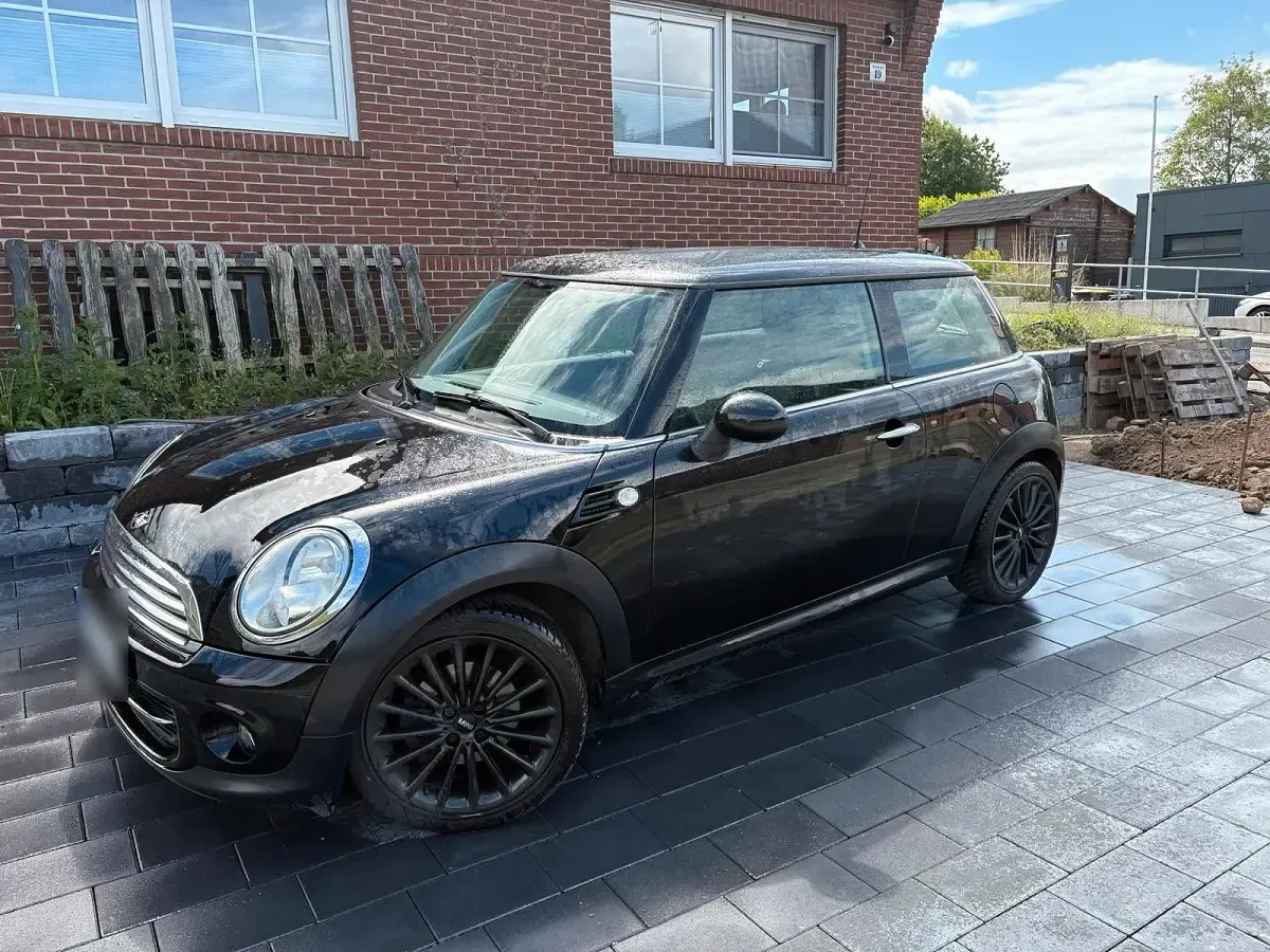 Gebraucht Mini Cooper 122 PS (89 kW) 2012 Schwarz Kleinwagen