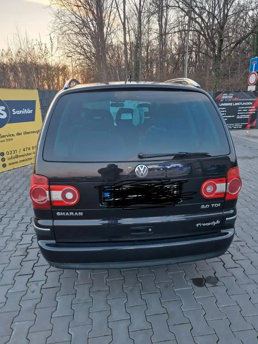 Gebraucht VW Sharan Pacific 140 PS (102 kW) 2007 Schwarz Van / Kleinbus