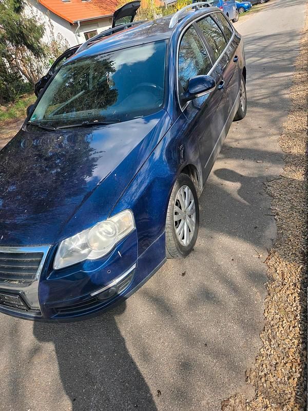 Gebraucht VW Passat 170 PS (125 kW) 2009 Blau Limousine