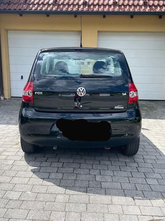 Gebraucht VW Fox Refresh 75 PS (55 kW) 2009 Schwarz Kleinwagen