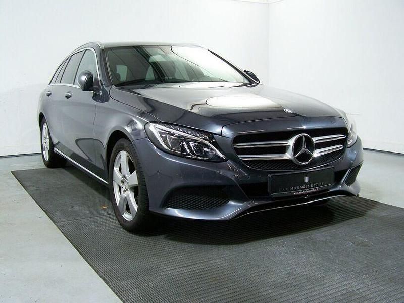 Gebraucht Mercedes C250 Avantgarde 204 PS (150 kW) 2015 Tenoritgrau  metalliclack Kombi