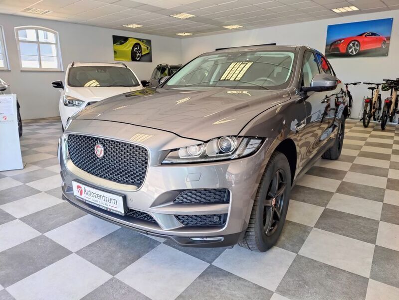 Corris grey Gebraucht 2016 Jaguar F-Pace Pure SUV | 21.550 € (Fairer Preis) - Bild 1/4