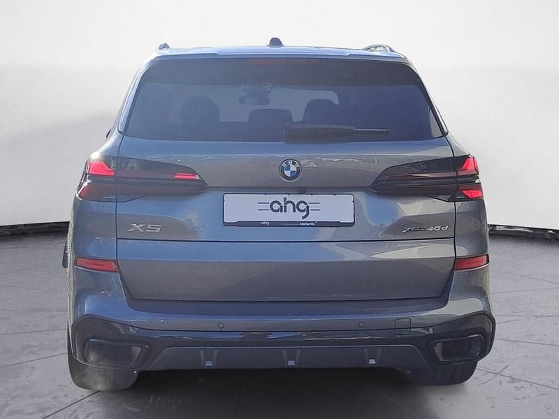 Neu BMW X5 352 PS (258 kW) 2026 Grau SUV