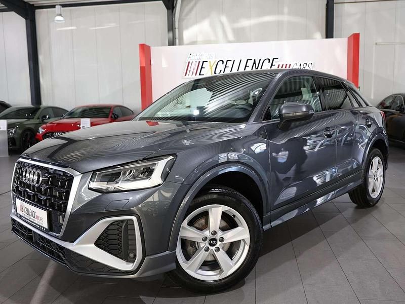 Gebraucht Audi Q2 S-Line 116 PS (85 kW) 2024 Grau SUV