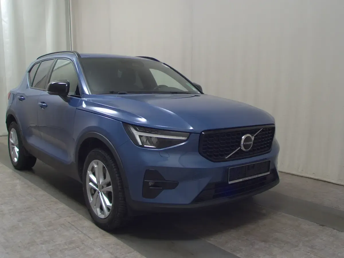 Gebraucht Volvo XC40 Plus 262 PS (192 kW) 2023 Blau SUV