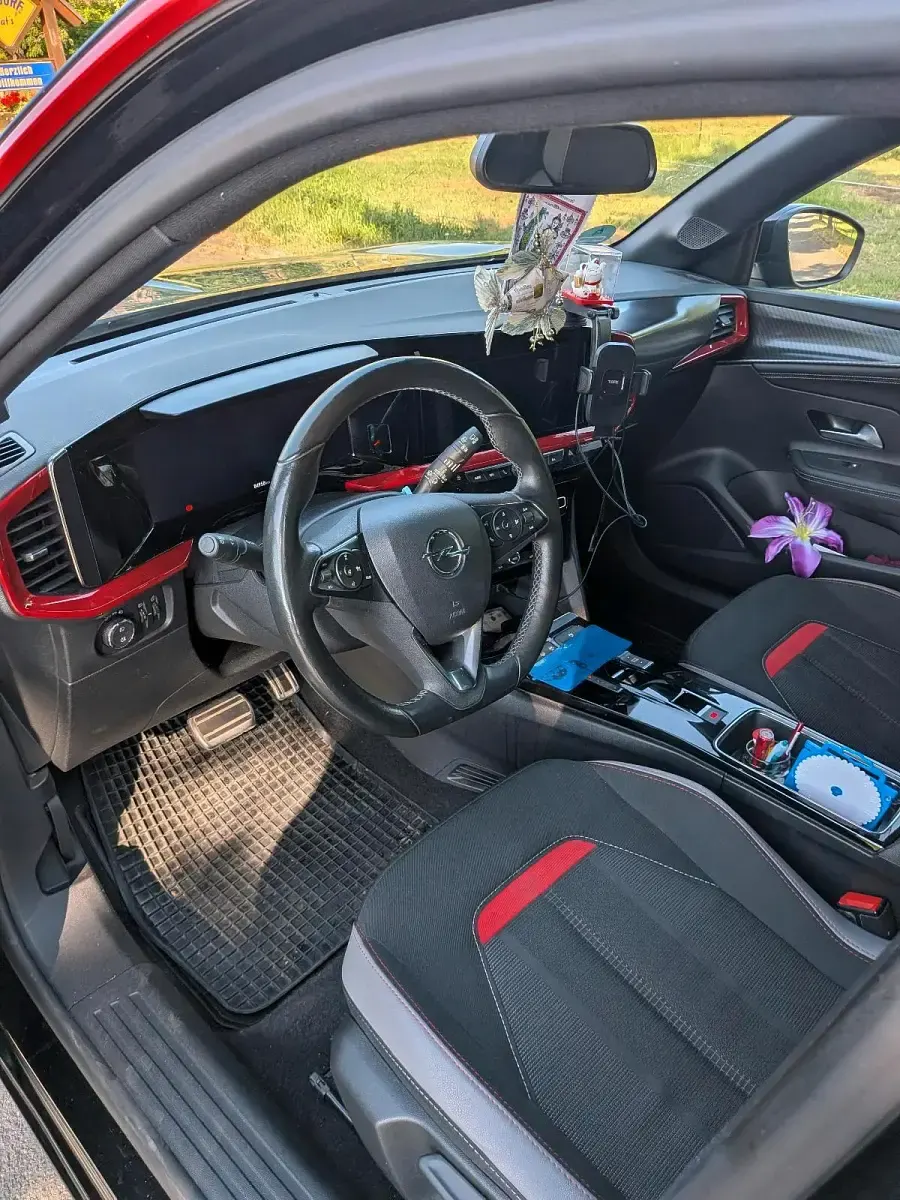 Gebraucht Opel Manta 95 kW (130 PS) 2022 Schwarz SUV
