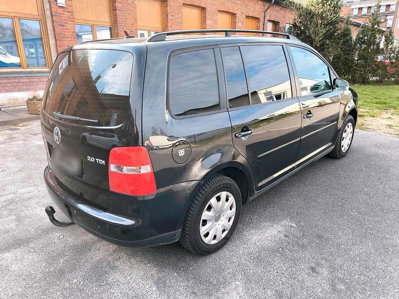 Gebraucht VW Touran 102 PS (75 kW) 2005 Schwarz Van / Kleinbus