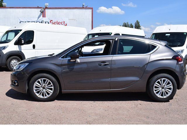 Gebraucht Citroën DS4 150 PS (110 kW) 2016 Grau metallic Kleinwagen