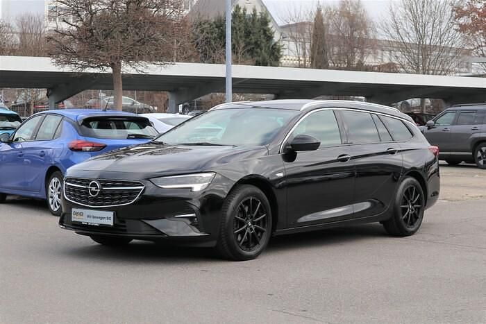 Gebraucht Opel Insignia Elegance 170 PS (125 kW) 2022 Diamant schwarz Kombi