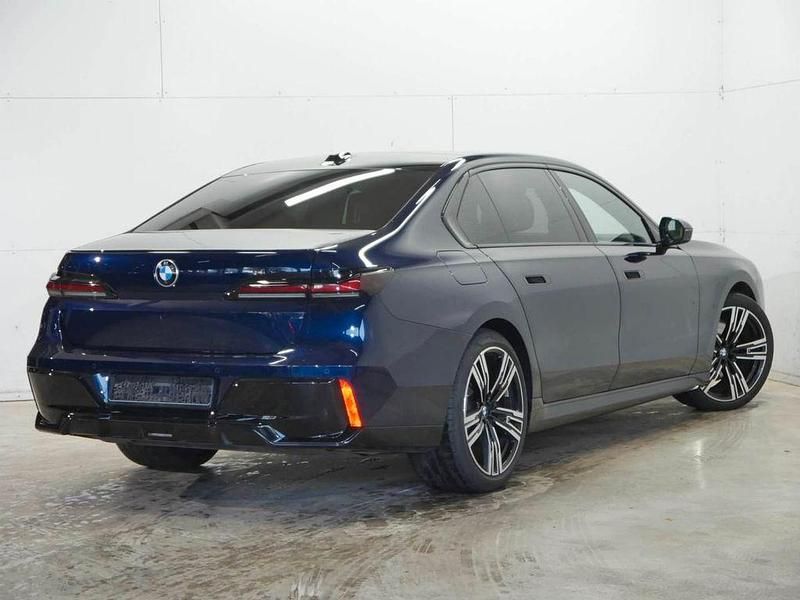 Gebraucht BMW 740 M Sport 286 PS (210 kW) 2024 Blau Limousine